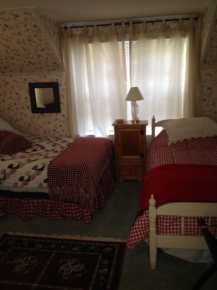 Stephen Clay Homestead Bed And Breakfast Candia Dış mekan fotoğraf